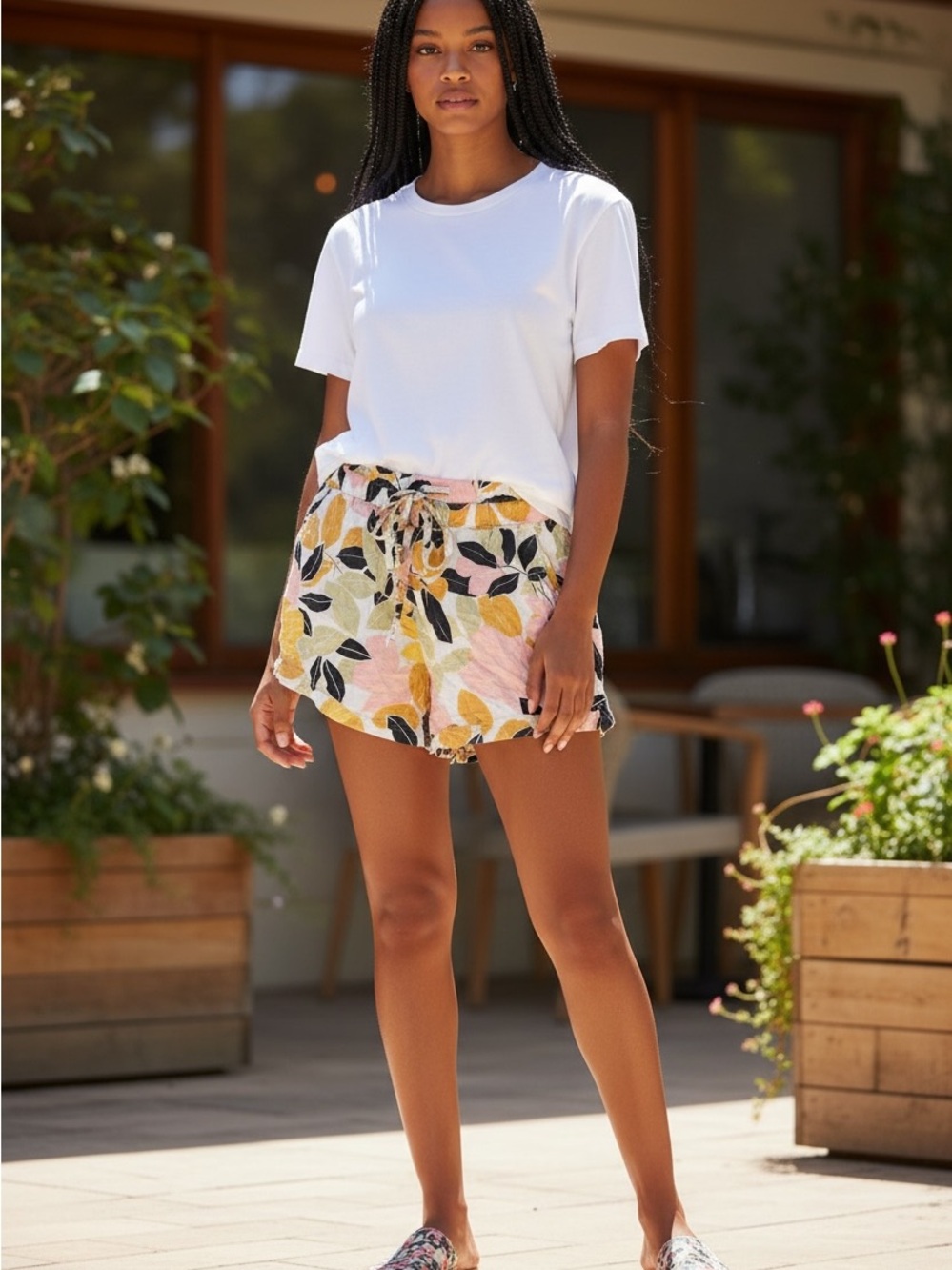 Rachel Zoe 100% Linen Printed Shorts